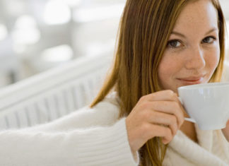 Does Tea Stain Your Teeth?